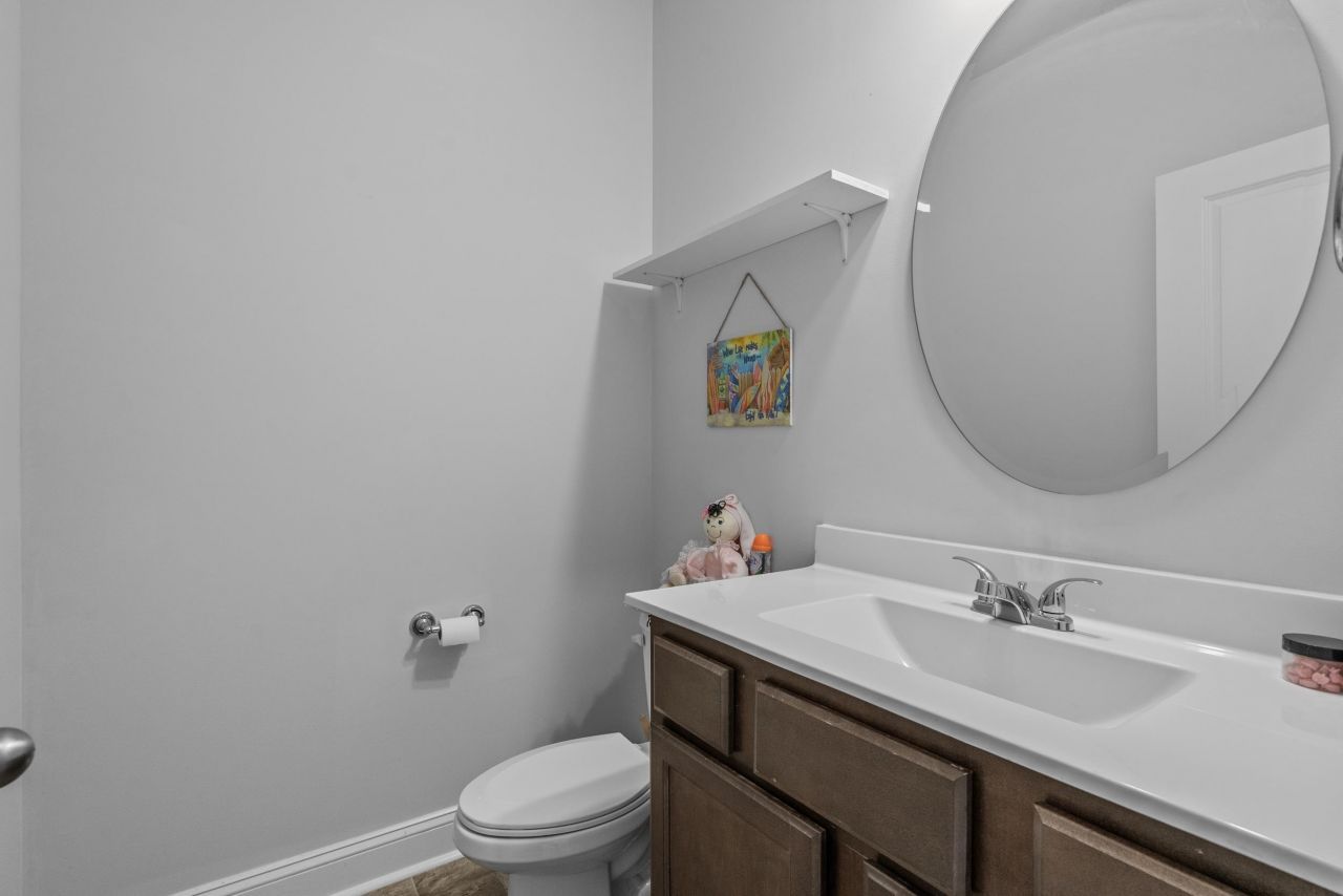 2064 Hazlette Loop Photo 20