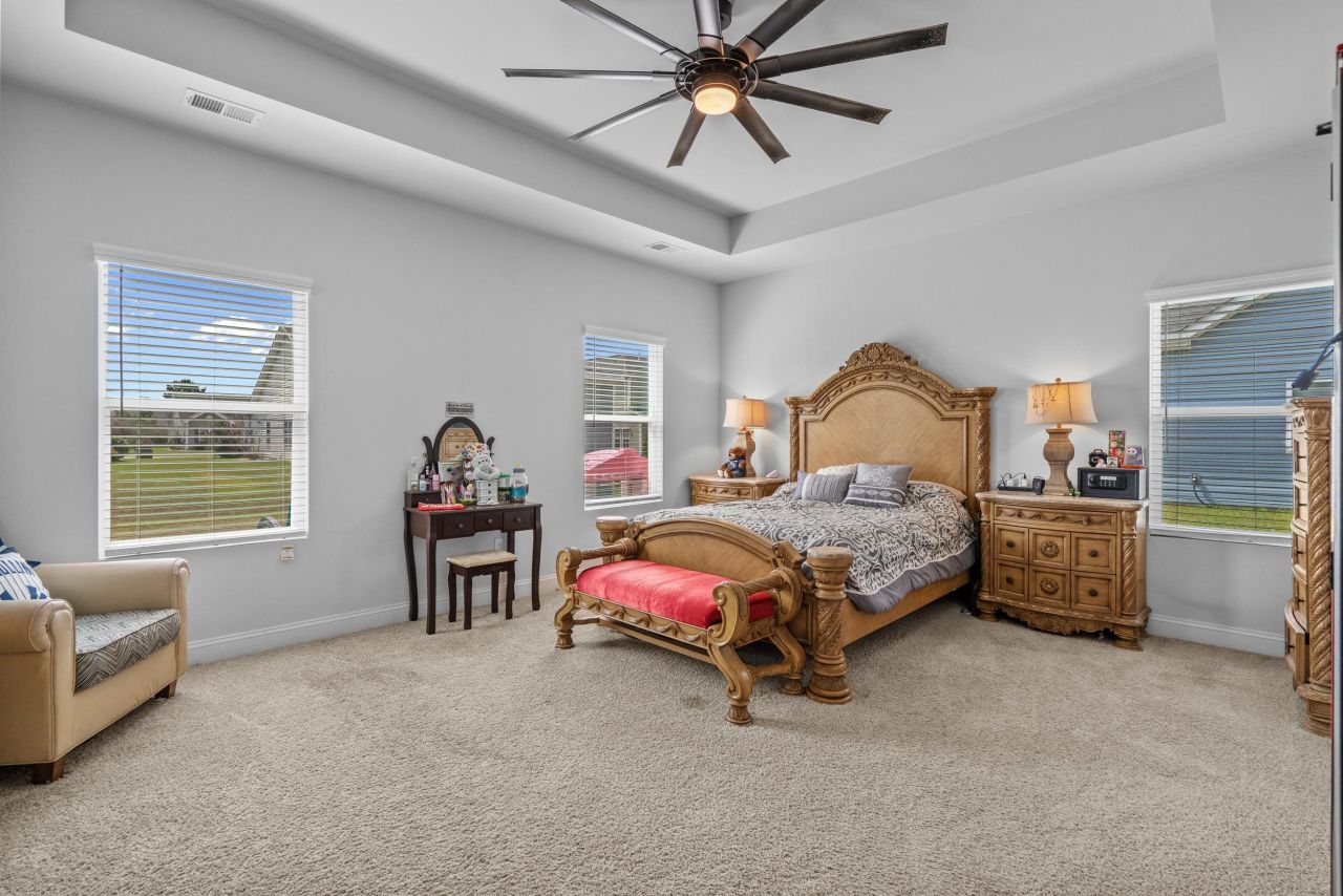 2064 Hazlette Loop Photo 25