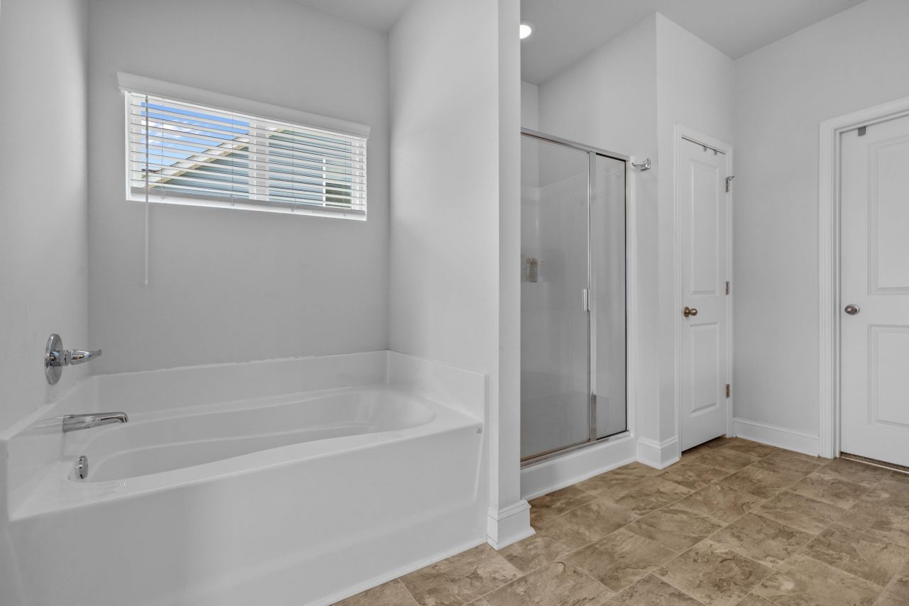 2064 Hazlette Loop Photo 28