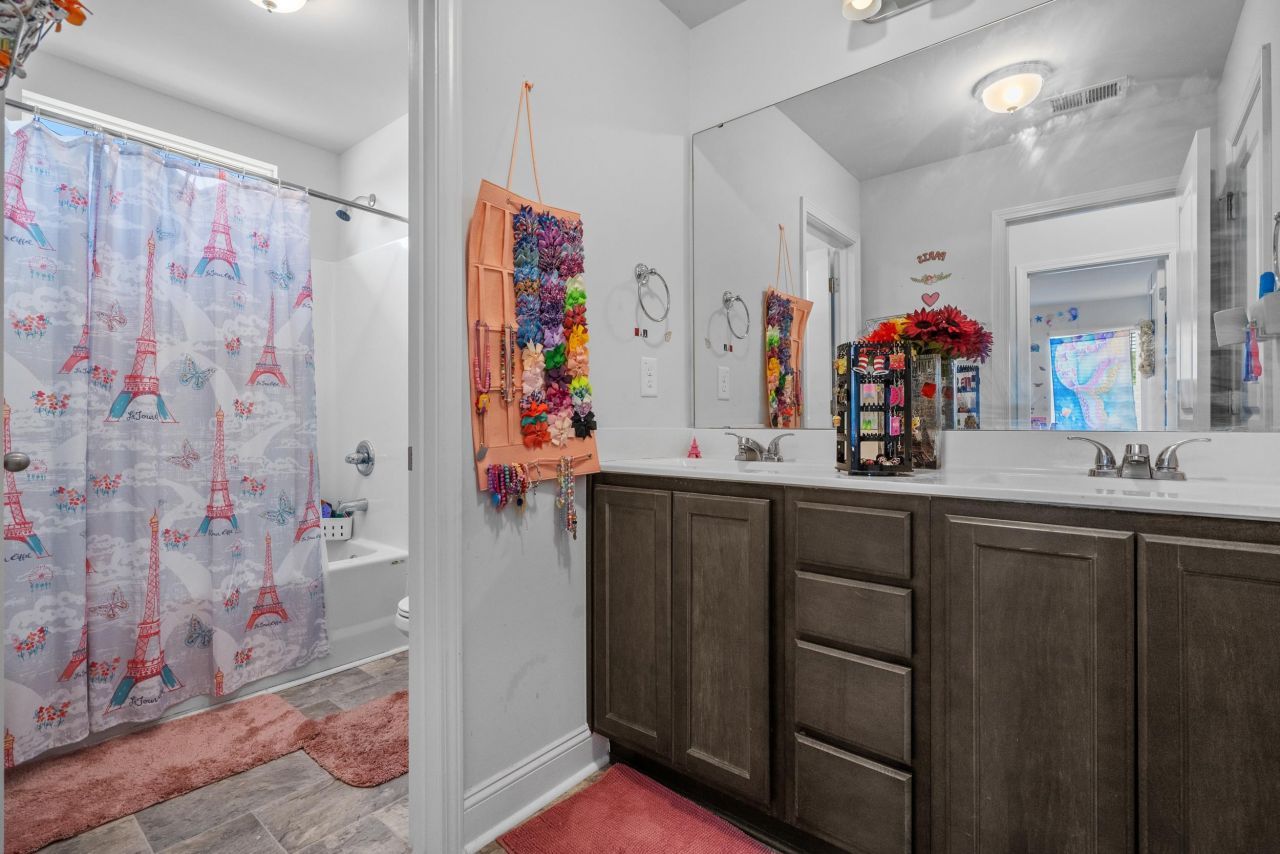 2064 Hazlette Loop Photo 35