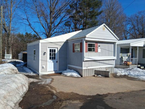 65 Polly Ann Park, Dover, NH 03820
