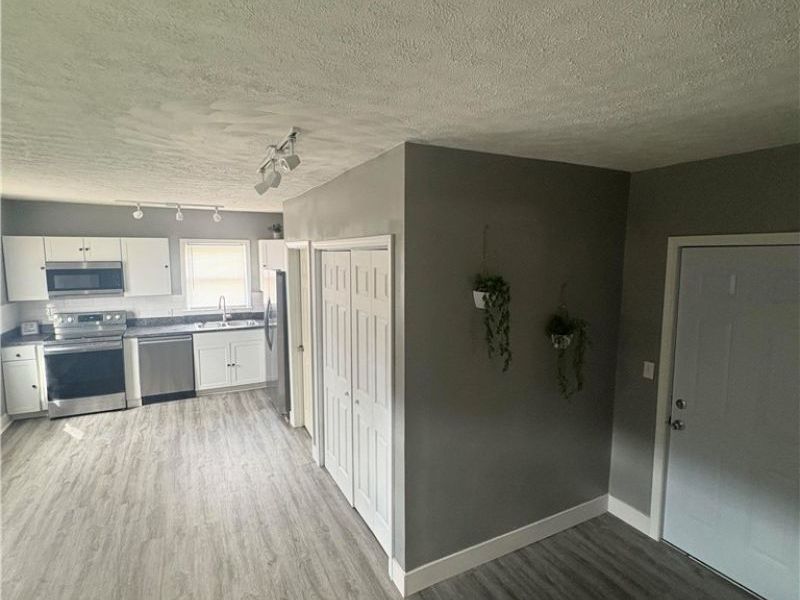 646 W Highland Avenue, Ravenna, OH 44266 Photo 4