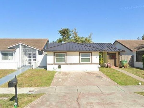 13485 SW 28th St, Miami, FL 33175