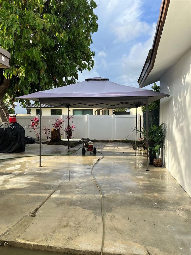 13485 SW 28th St, Miami, FL 33175 Photo