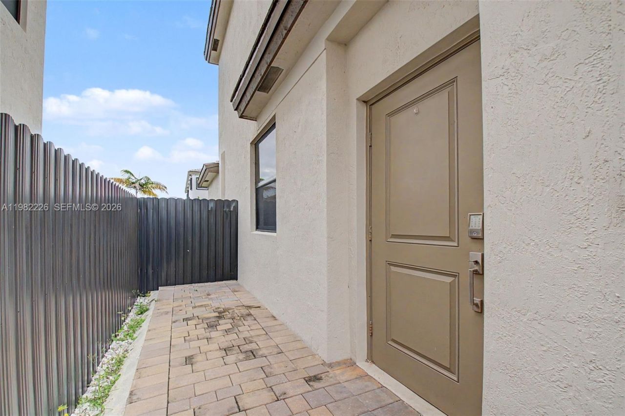 23339 SW 133rd Ave, Unit 23339, Homestead, FL 33032 Photo