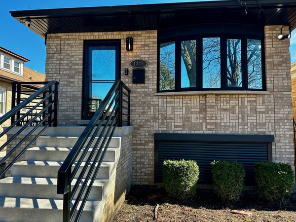 1325 Scoville Avenue , Berwyn, IL 60402