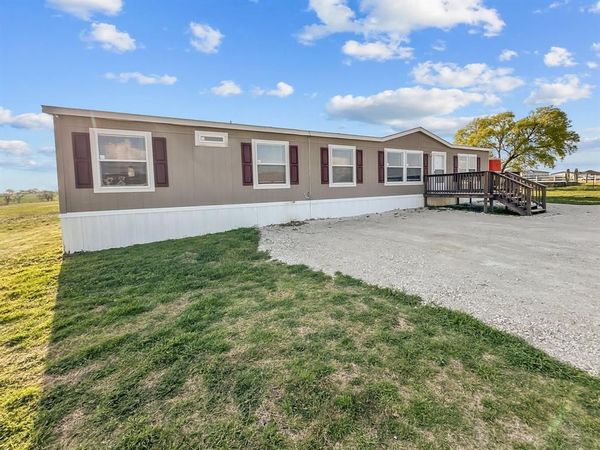 303 Mesa Ridge, Decatur, TX 76234