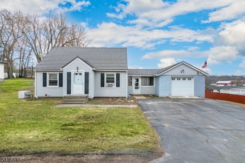 53 Walnut St, Wantage, NJ 07461 Main Photo