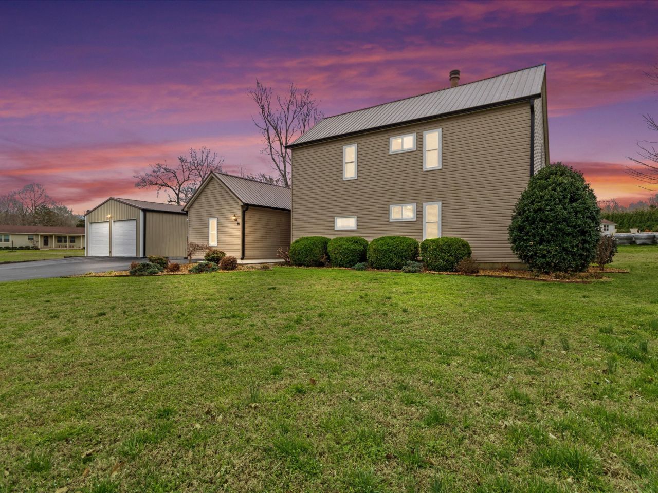 96 Maple Dr, Winchester, TN 37398 Main Photo