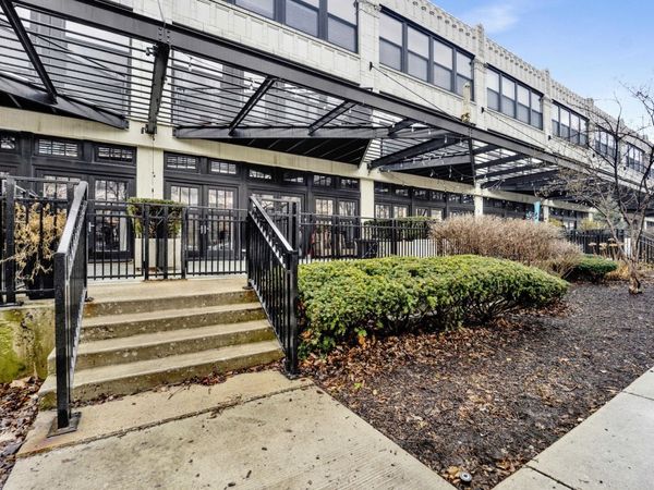 1071 W 15th Street, Unit 147, Chicago, IL 60608