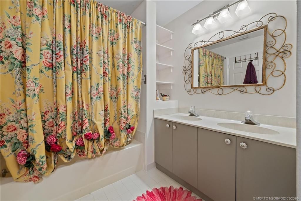 912 NE Sandalwood Place, Jensen Beach, FL 34957 Photo