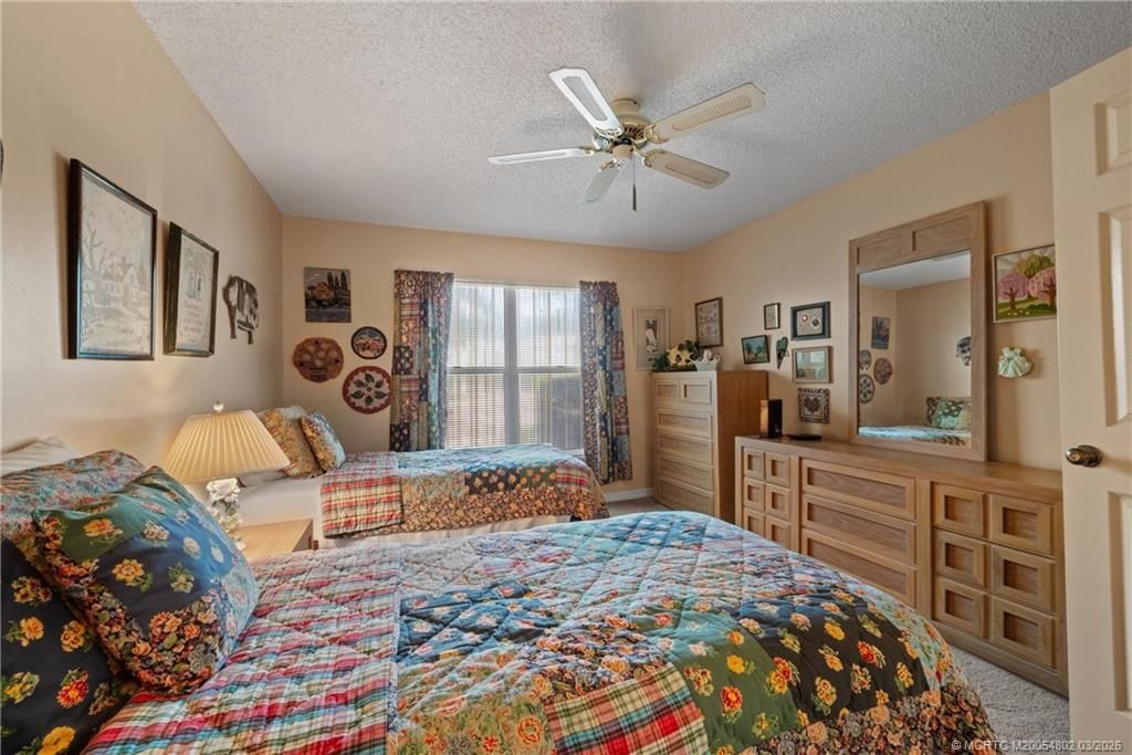 912 NE Sandalwood Place, Jensen Beach, FL 34957 Photo