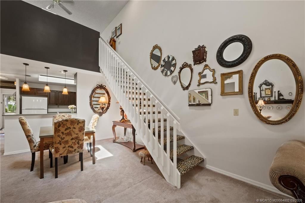 912 NE Sandalwood Place, Jensen Beach, FL 34957 Photo