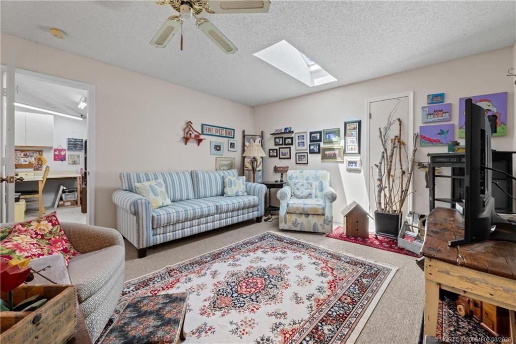 912 NE Sandalwood Place, Jensen Beach, FL 34957 Photo