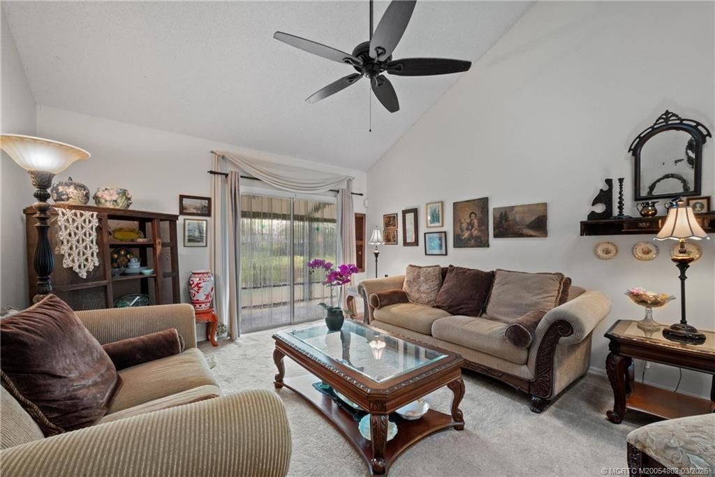 912 NE Sandalwood Place, Jensen Beach, FL 34957 Photo