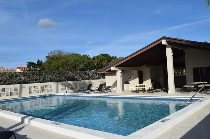 7021 SW 105th Ct, Unit 7021, Miami, FL 33173 Photo