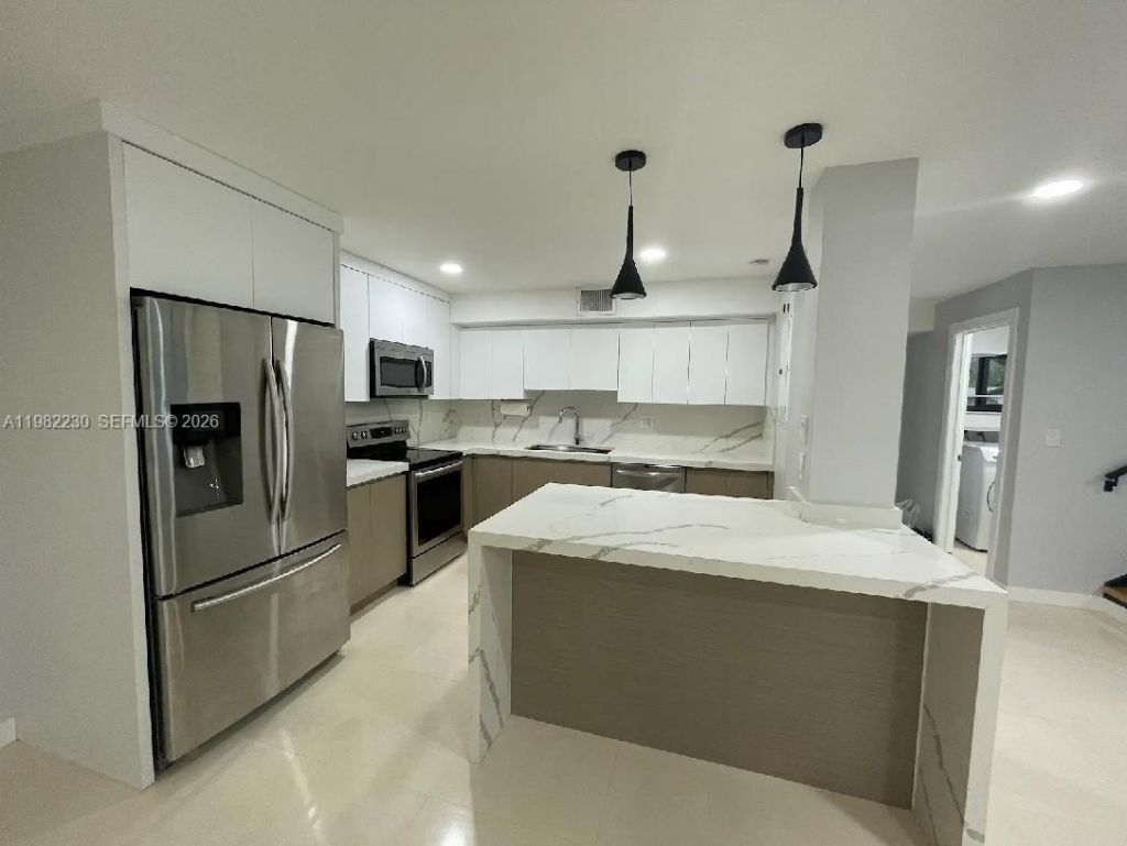 7021 SW 105th Ct, Unit 7021, Miami, FL 33173 Photo