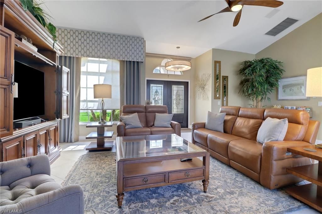 1466 Vintage Ln, Naples, FL 34104 Photo