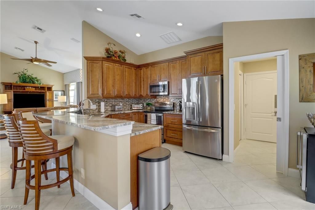 1466 Vintage Ln, Naples, FL 34104 Photo