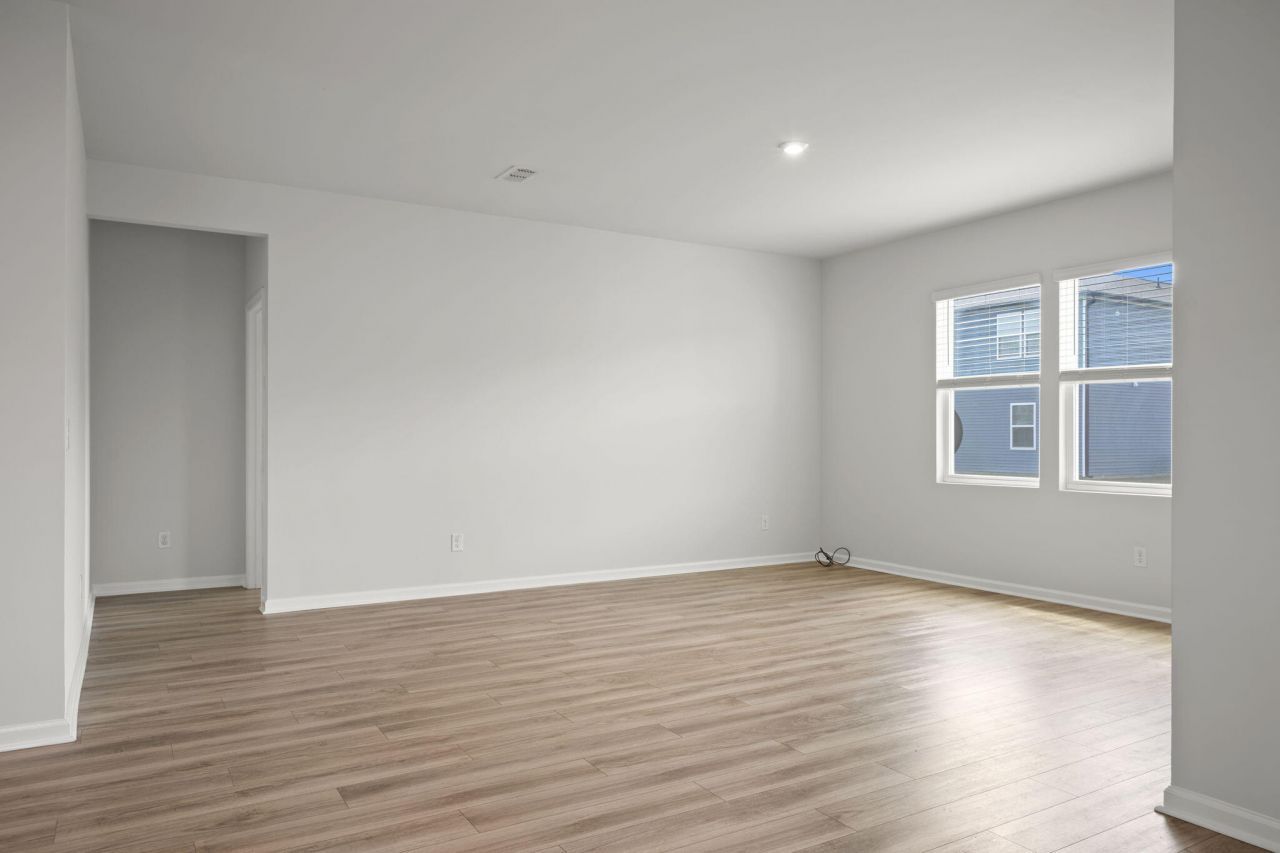 503 Donnas View Way Photo 33