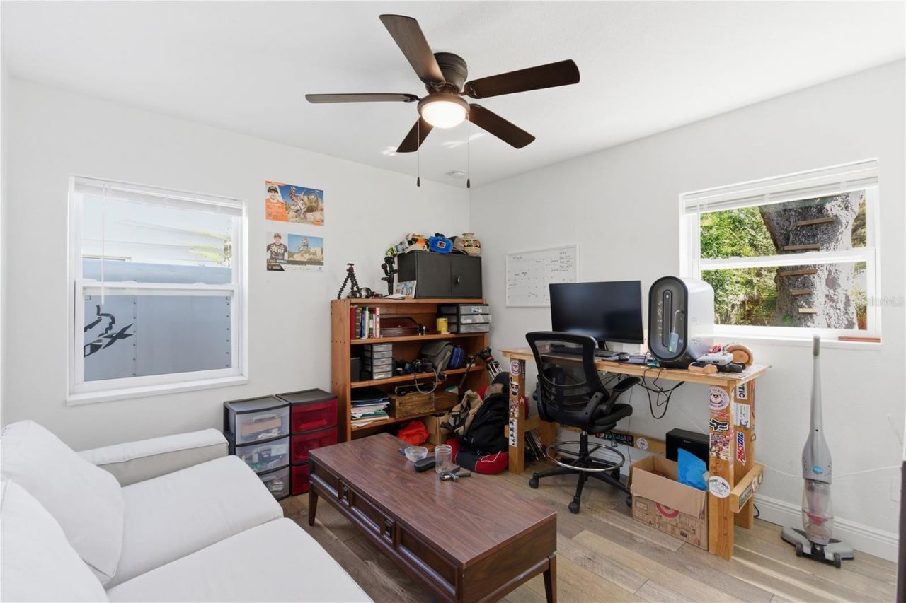 634 61st Avenue S, Saint Petersburg, FL 33705 Photo