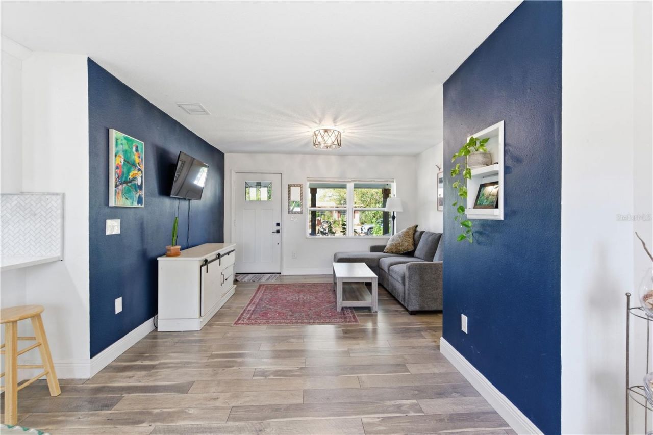 634 61st Avenue S, Saint Petersburg, FL 33705 Photo