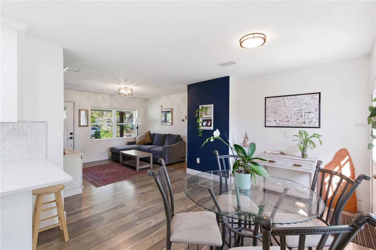 634 61st Avenue S, Saint Petersburg, FL 33705 Photo