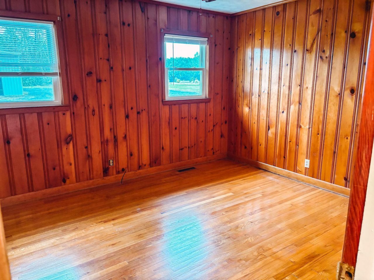 77 Towhee St. Photo 13