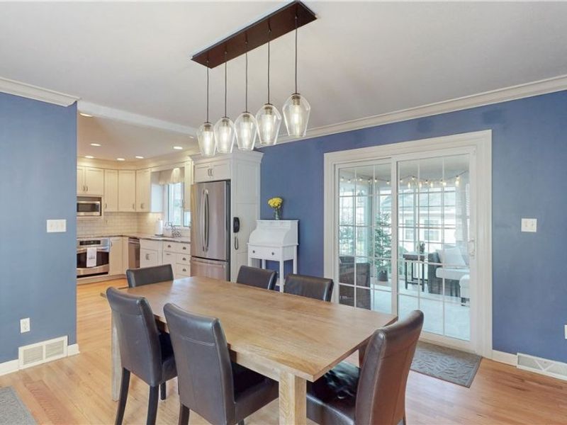 145 Greenbrier Drive, Chagrin Falls, OH 44022 Photo 13