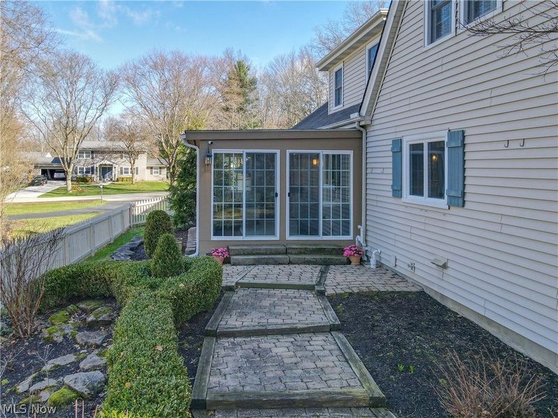145 Greenbrier Drive, Chagrin Falls, OH 44022 Photo 43