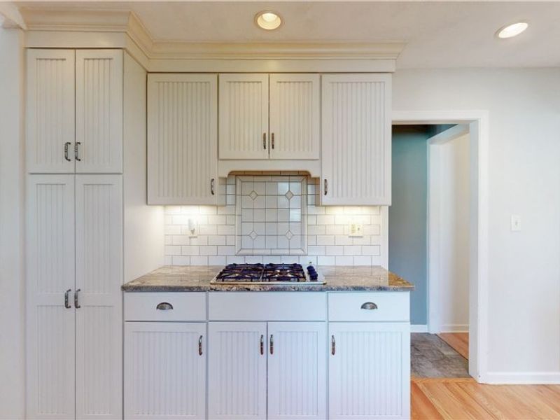 145 Greenbrier Drive, Chagrin Falls, OH 44022 Photo 8