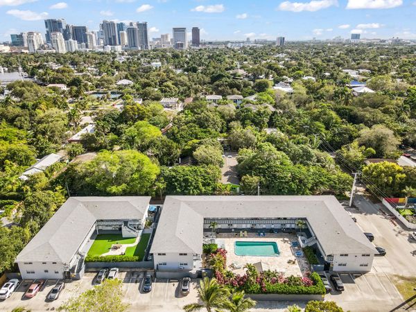 626 SW 14th Avenue, Unit 111, Fort Lauderdale, FL 33312