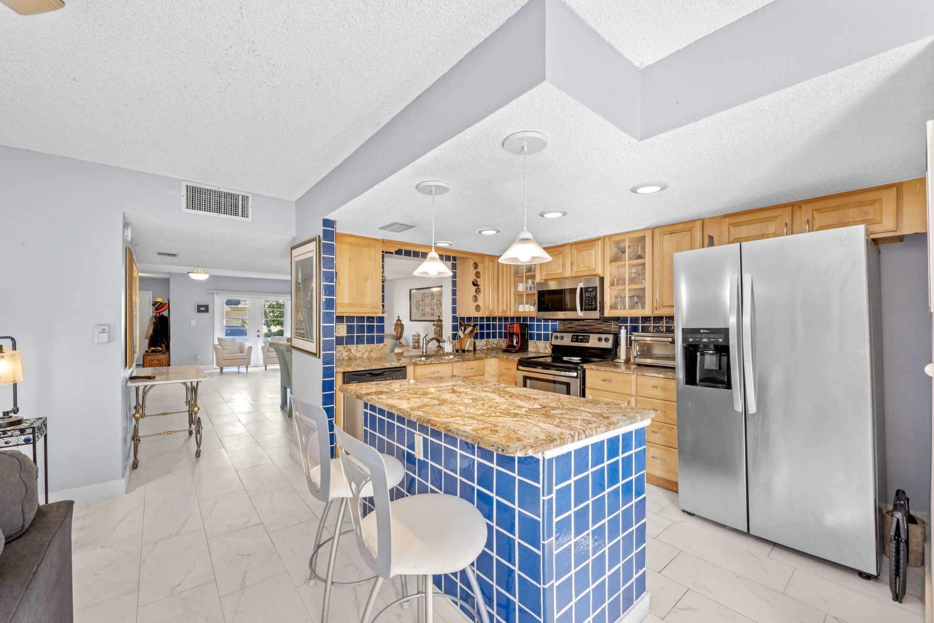 2212 NE 7th Street, Hallandale Beach, FL 33009 Photo