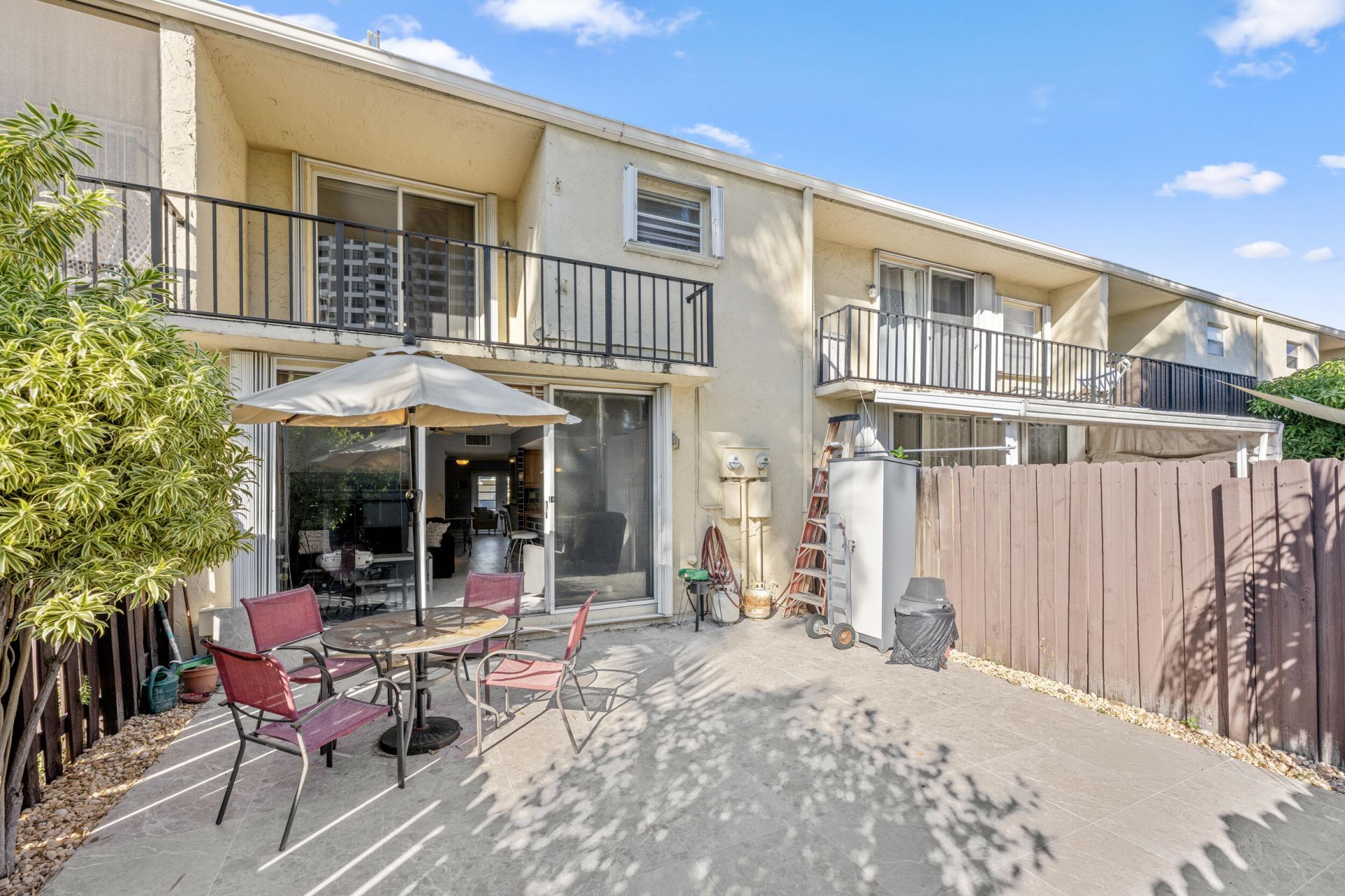 2212 NE 7th Street, Hallandale Beach, FL 33009 Photo