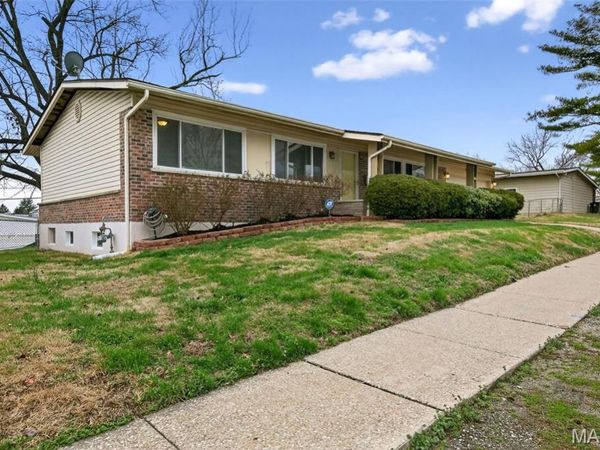 13545 New Halls Ferry Road, Florissant, MO 63033