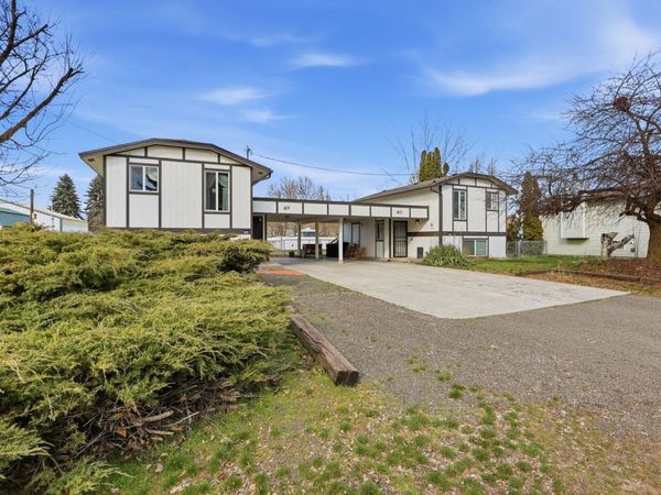 8111 E Harrington Ave, Spokane Valley, WA 99212