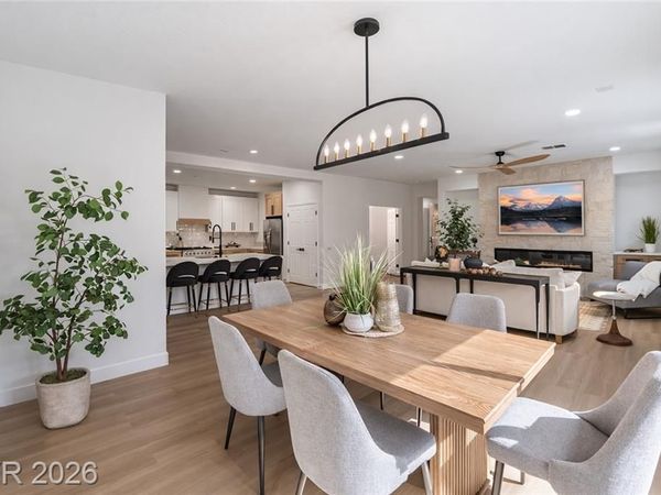 10982 Village Ridge Lane, Las Vegas, NV 89135