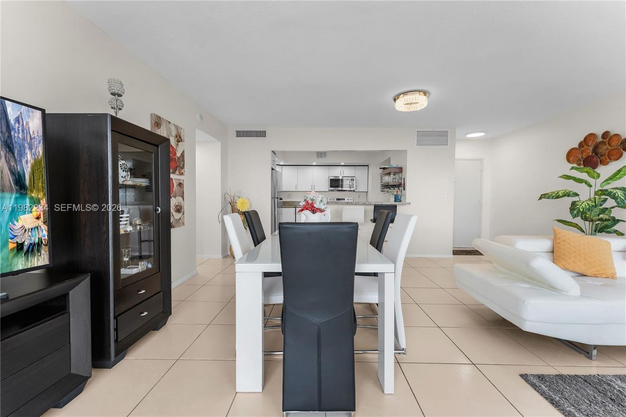 2150 Sans Souci Blvd, Unit B605, North Miami, FL 33181 Photo