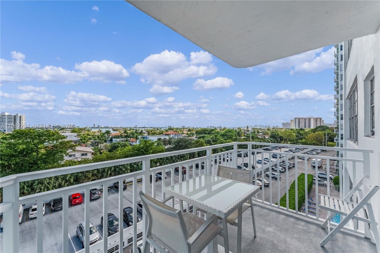 2150 Sans Souci Blvd, Unit B605, North Miami, FL 33181 Photo