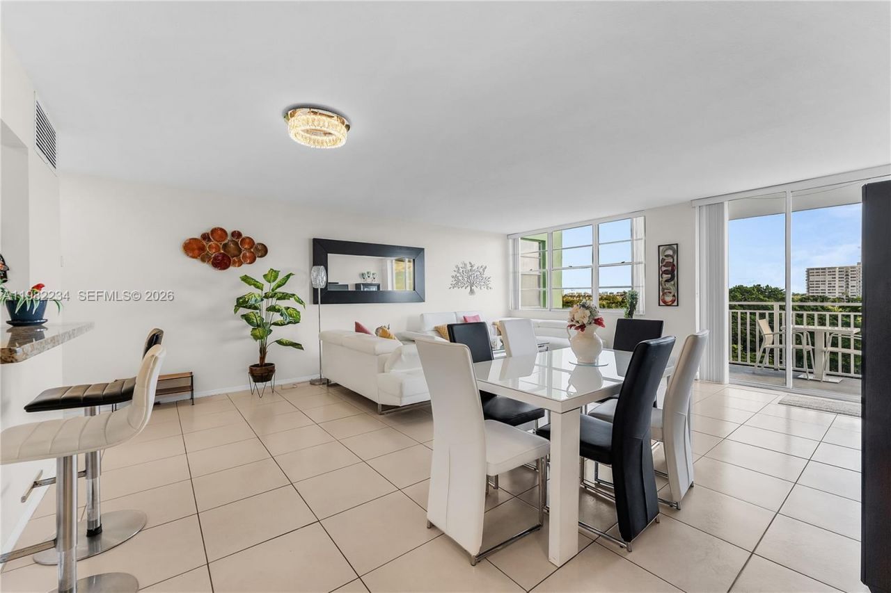 2150 Sans Souci Blvd, Unit B605, North Miami, FL 33181 Photo