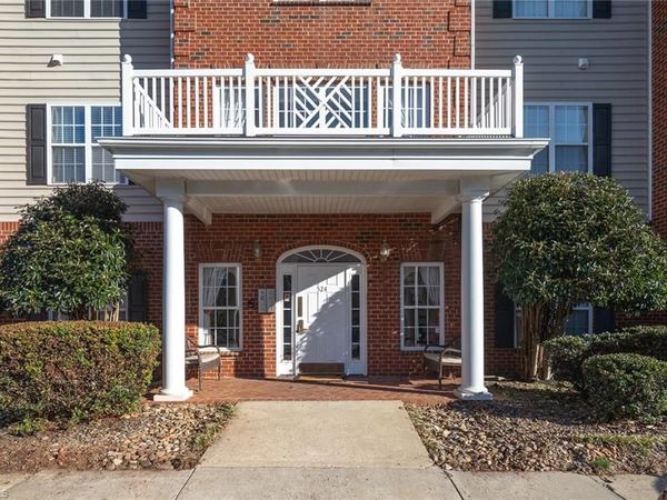 524 College Road, Unit 307, Greensboro, NC 27410