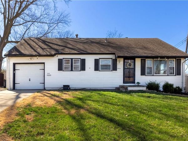 3505 Ruysser Road, Kansas City, MO 64137