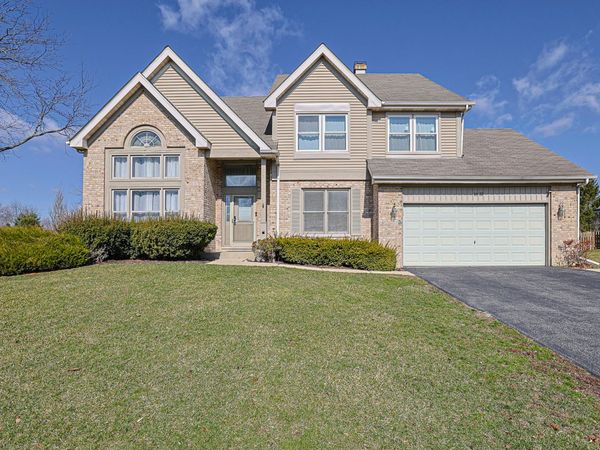 1432 Steeplechase Road , Bartlett, IL 60103