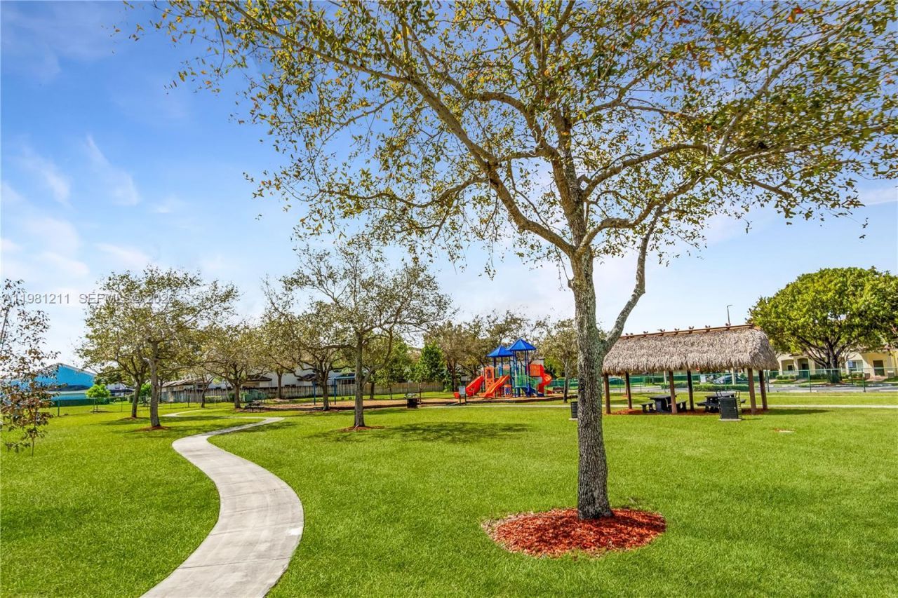 2301 SE 24th Ave, Unit 2301, Homestead, FL 33035 Photo