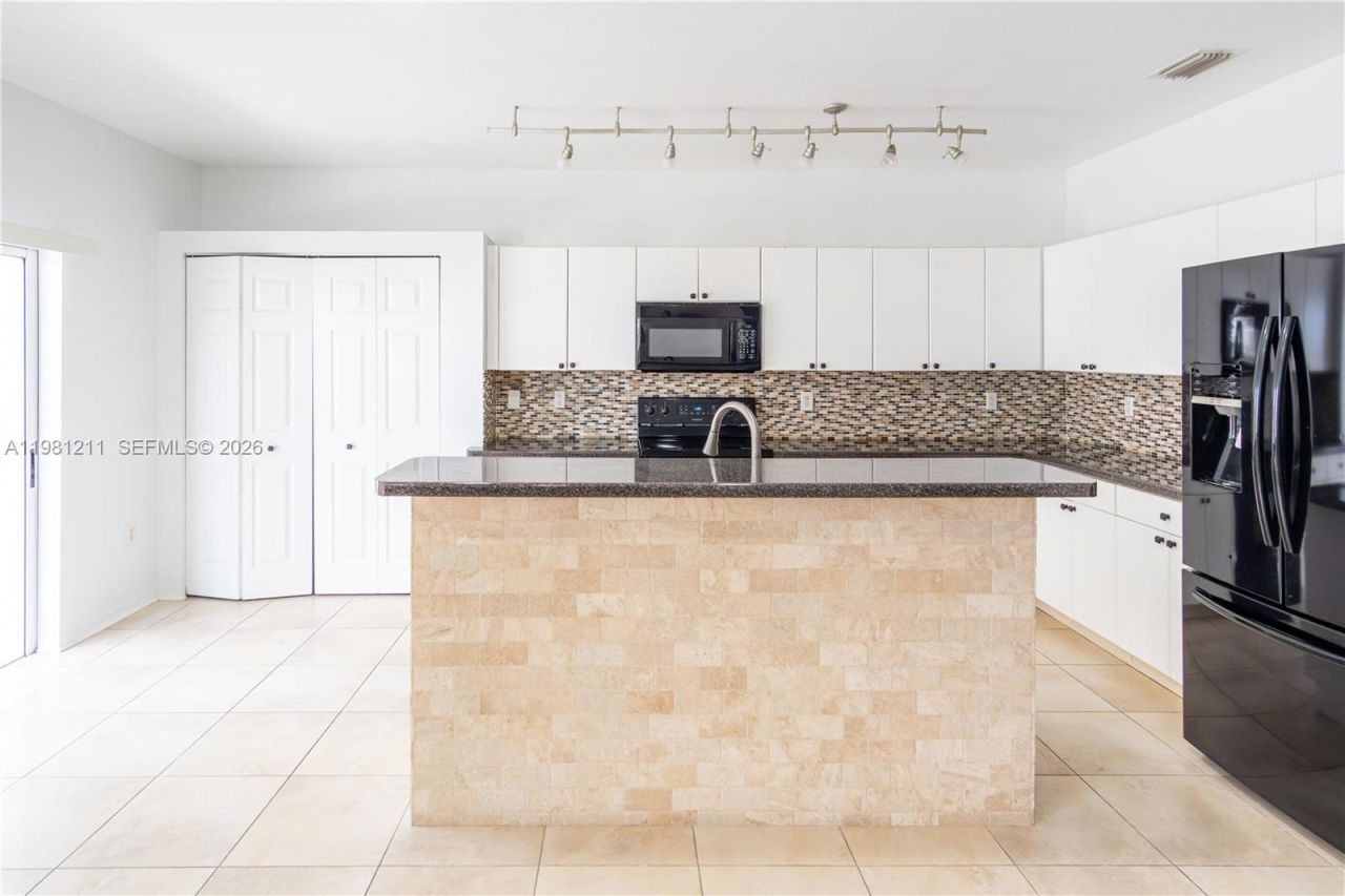 2301 SE 24th Ave, Unit 2301, Homestead, FL 33035 Photo