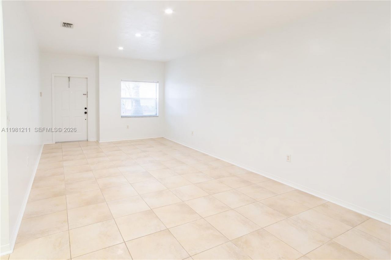 2301 SE 24th Ave, Unit 2301, Homestead, FL 33035 Photo