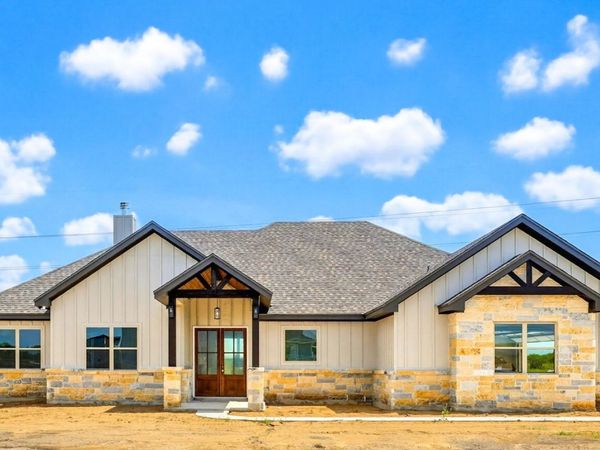 313 FARMHOUSE DRIVE, Marion, TX 78124