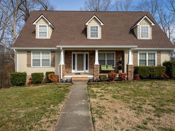 431 Golden Oaks Drive, Hixson, TN 37343
