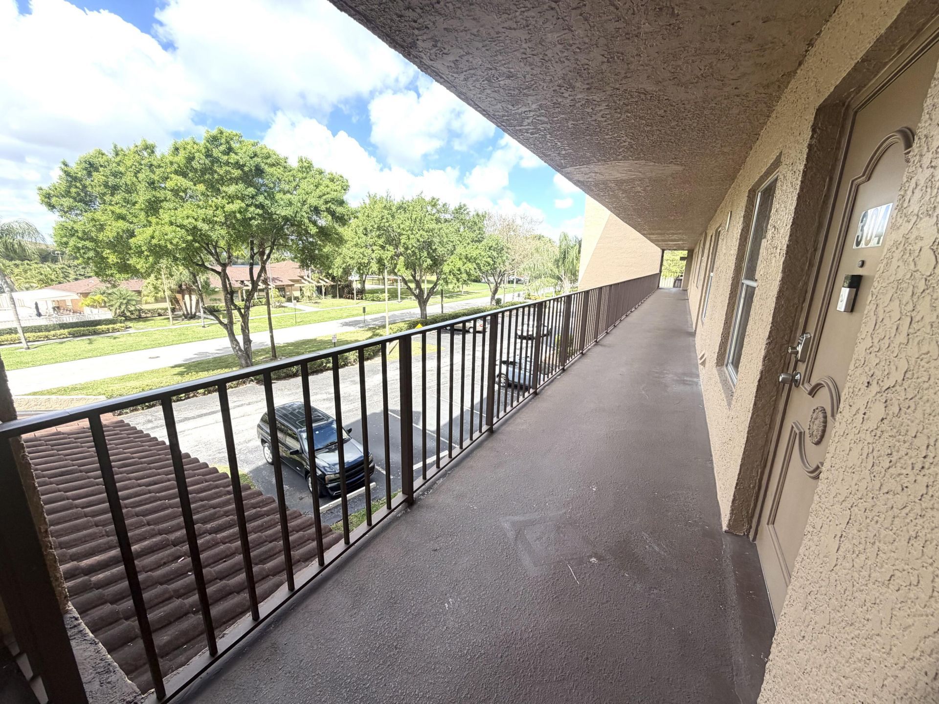 4550 NW 18th Avenue, Unit 304, Pompano Beach, FL 33064 Photo