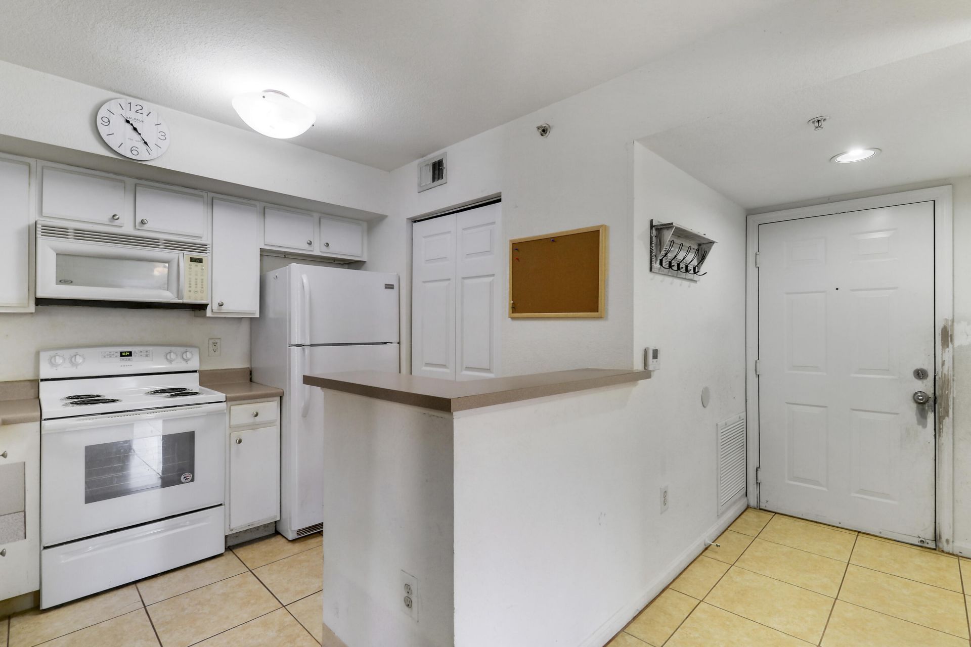 181 SW Palm Drive, Unit 103, Port Saint Lucie, FL 34986 Photo